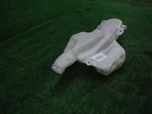 Бачок омывателя Cadillac XT5 (2016-н.в.)