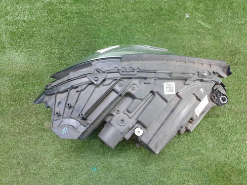 Битая Фара левая Mercedes E W213 (2016-2021) LED