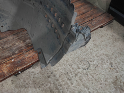 Подкрылок передний правый Changan UNI-V 22-нв Б/У Оригинал 5512122DE01