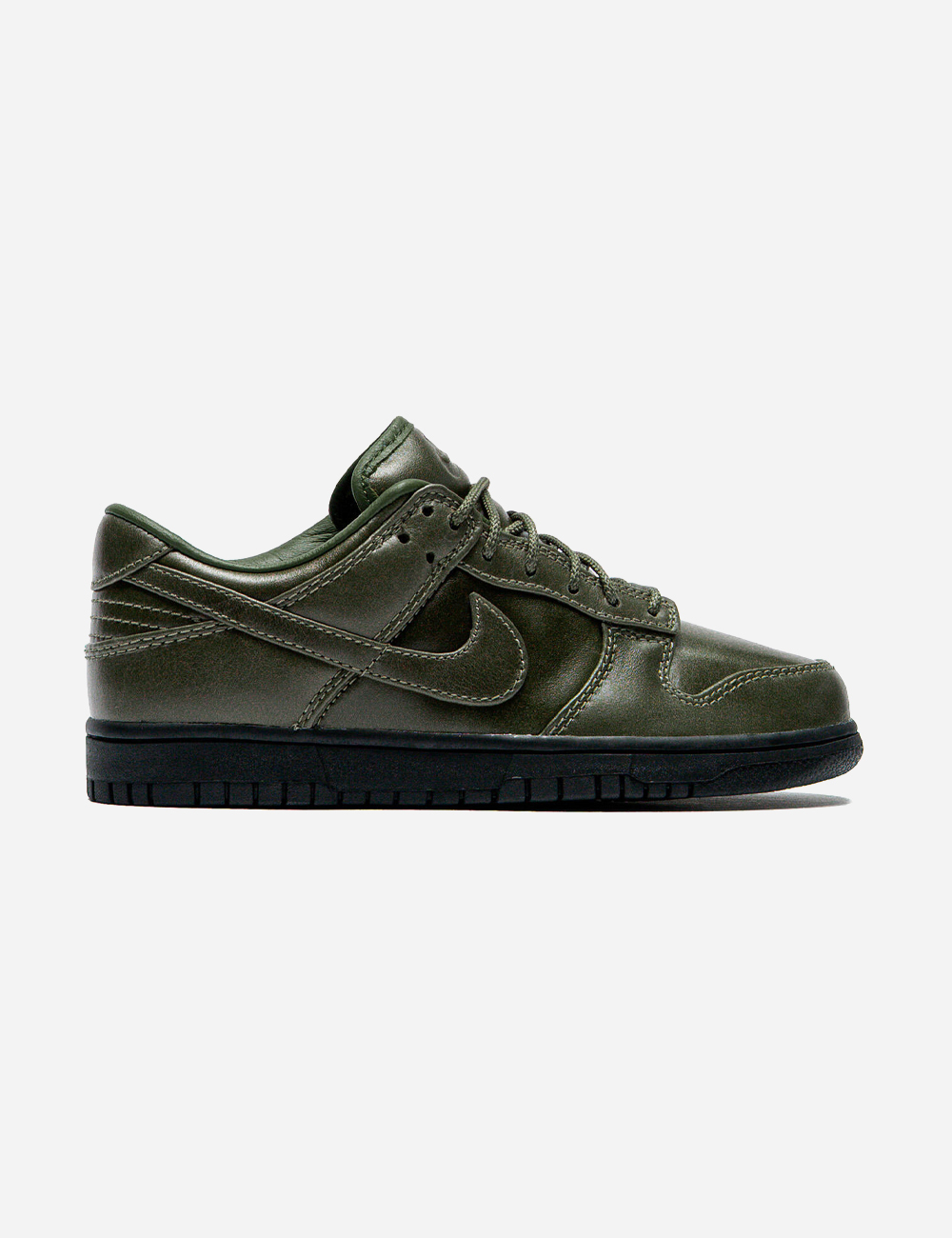 Nike Dunk Low "Army Olive"