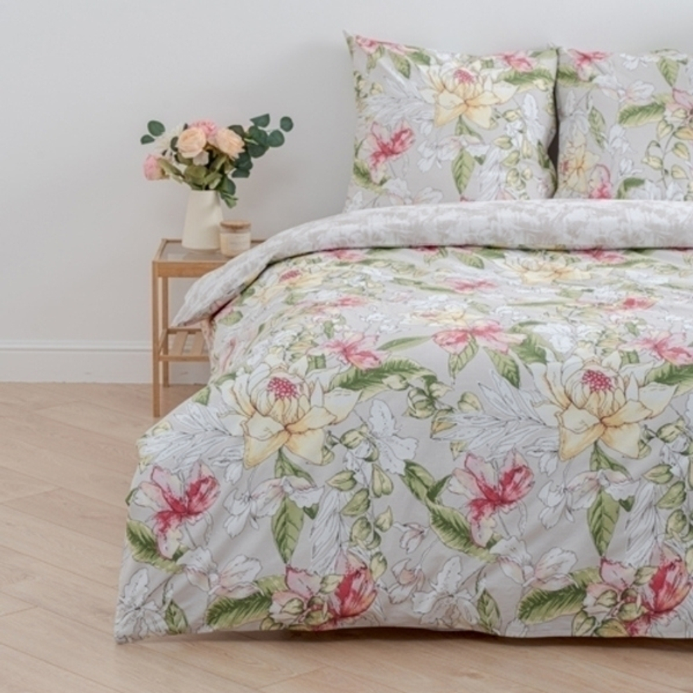 Постельное белье 2,0 поплин с европростыней «Лилия» Традиция