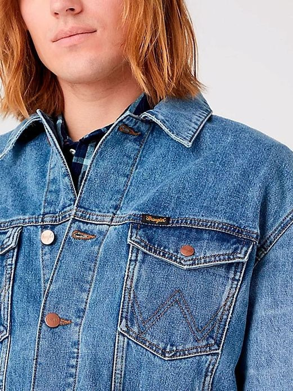 Куртка джинсовая мужская WRANGLER ANTI FIT JACKET AUTHENTIC MID