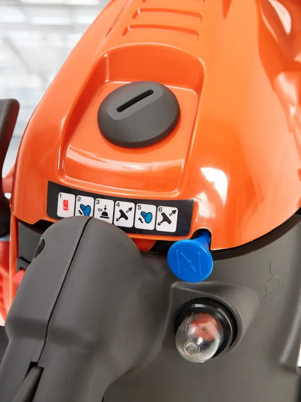 Бензопила бензиновая цепная Husqvarna 125