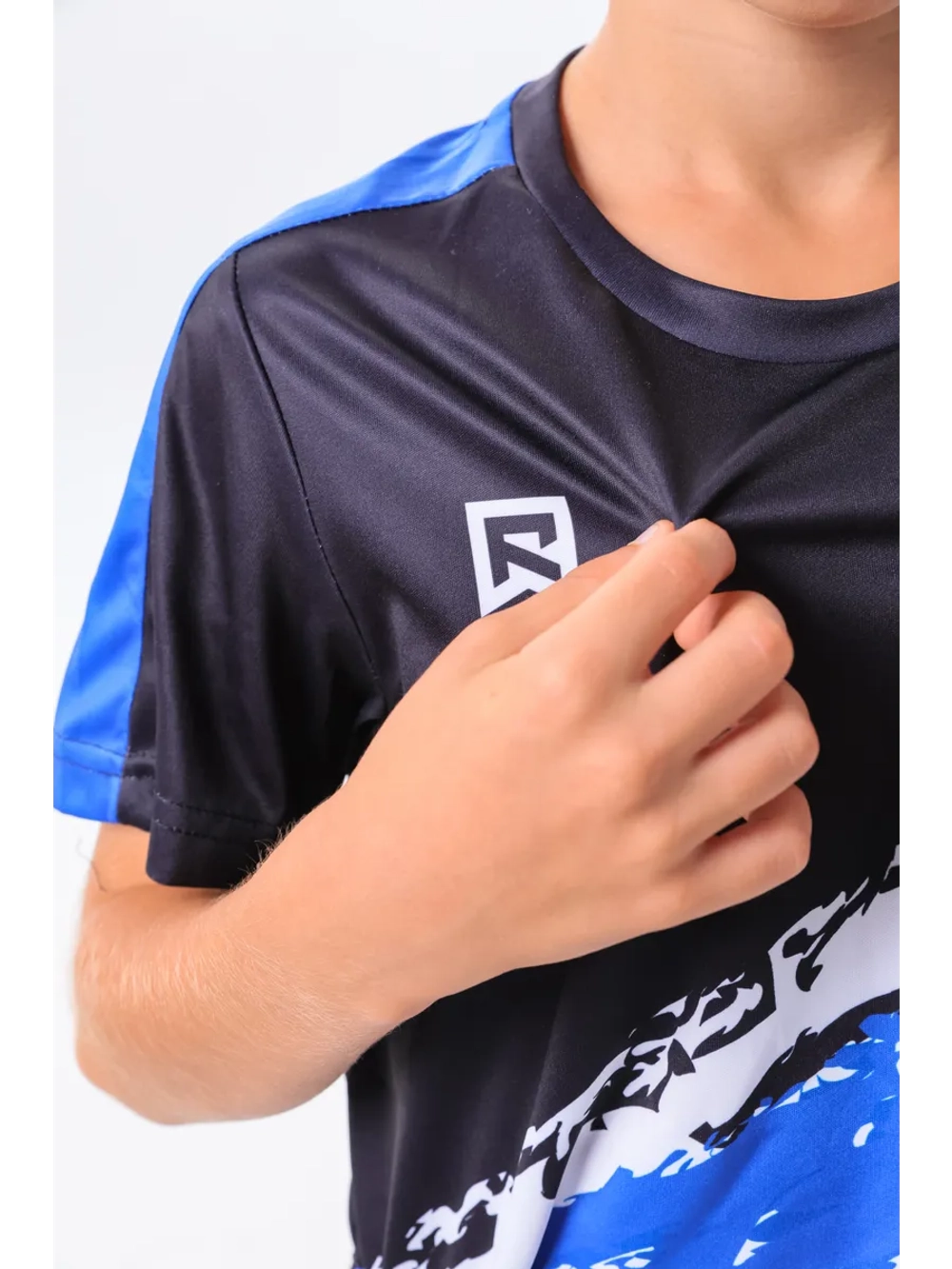 Детский спортивный костюм шорты и футболка для тренировок