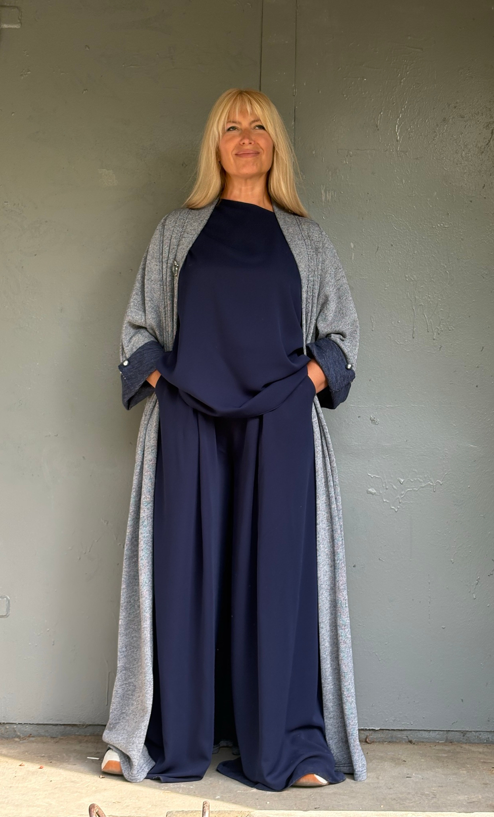 Костюм  /чернильный