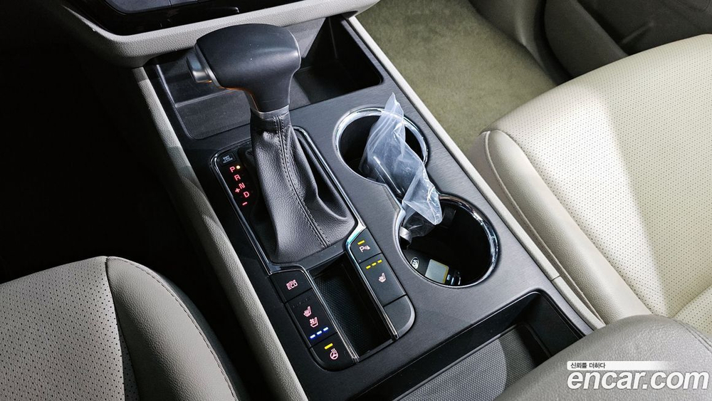 Kia The New Carnival (Sedona) 9-и местный Luxury (03.2020)