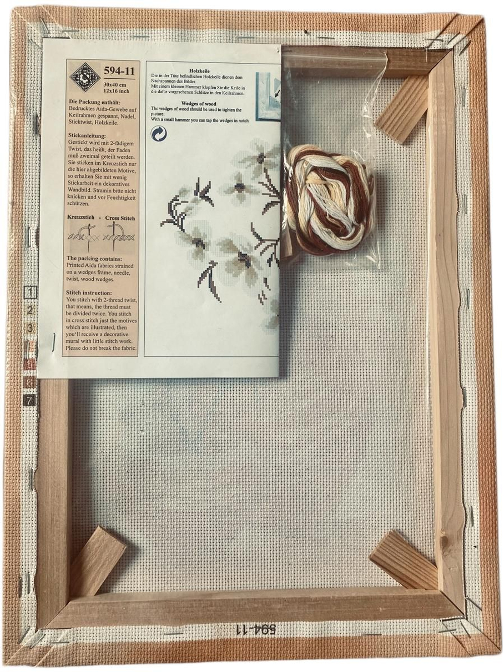 Набор для вышивания 30х40см набивная Канва Аида, рамка-дерево (Германия) с напечатанным рисунком , мулине, игла, инструкция