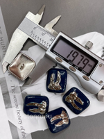 Пуговицы Скиапар. с синей эмалью и серебристым "Зубом"