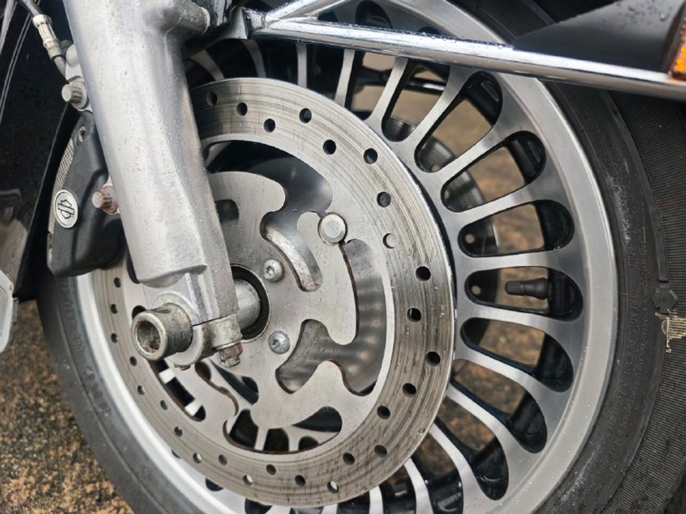 Harley-Davidson Electra Glide FLHTCU 1690 052927