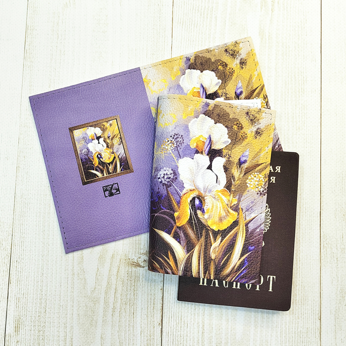 Обложка на паспорт "Ирисы"