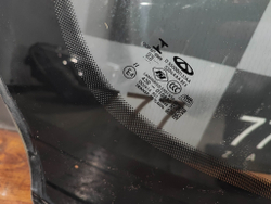 Стекло лобовое с обогревом Chery Tiggo 7 Pro 20-24 Б/У Оригинал 555000137AA