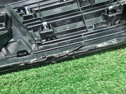 Решетка радиатора Mitsubishi Outlander 3 (18-нв)
