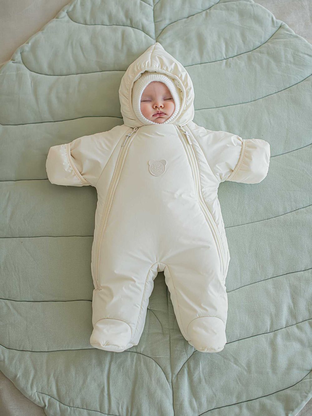 Комбинезон зимний с закрытой ножкой "Айвори" 0+