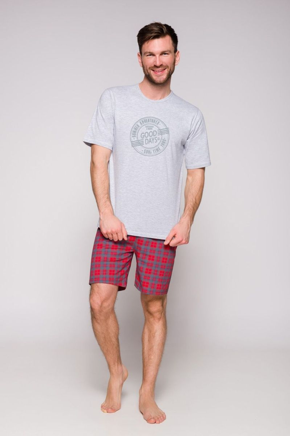 Мужская хлопковая пижама Nikodem с клетчатыми шортами (Размер: XL) (Цвет: серый с красным)