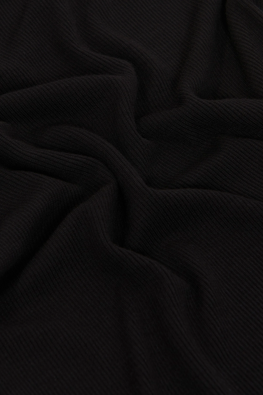 Майка с круглым вырезом из вискозы GENTLE Чёрный