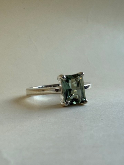 кольцо еще ярче с празеолитом