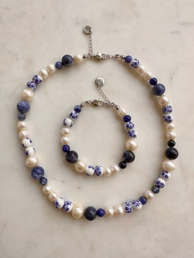 Ожерелье Гжель с жемчугом и камнями