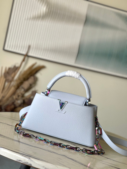 Louis Vuitton Capucines East West MM