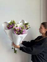 Охапка лизиантуса в фиолетовом оттенке 10 шт