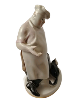 Фарфоровая статуэтка "Кот и повар" (ЛФЗ), СССР, 1950-1970 гг