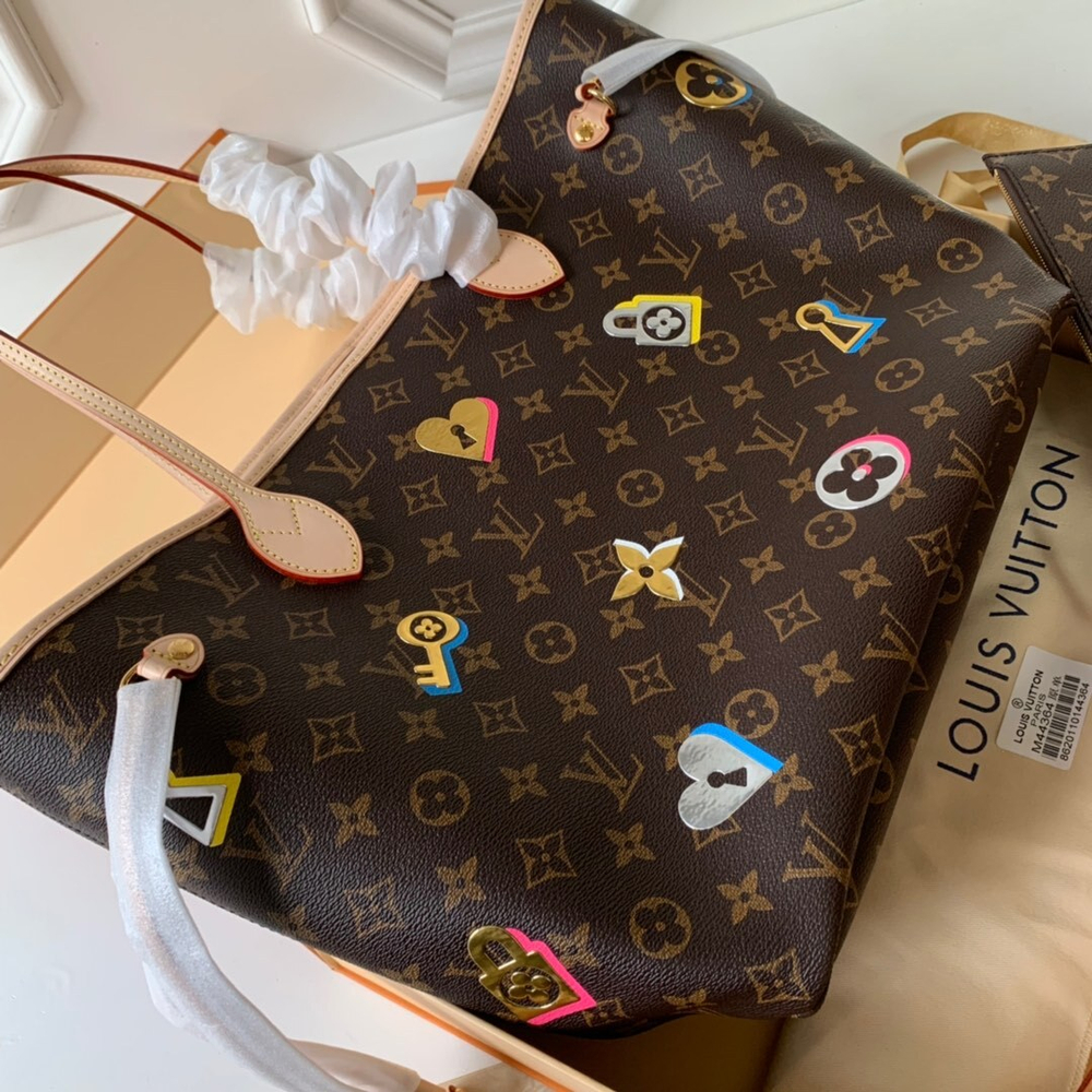 Louis Vuitton Neverfull MM