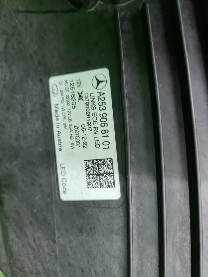 Фара левая Mercedes GLC X253 (2019-2022) LED