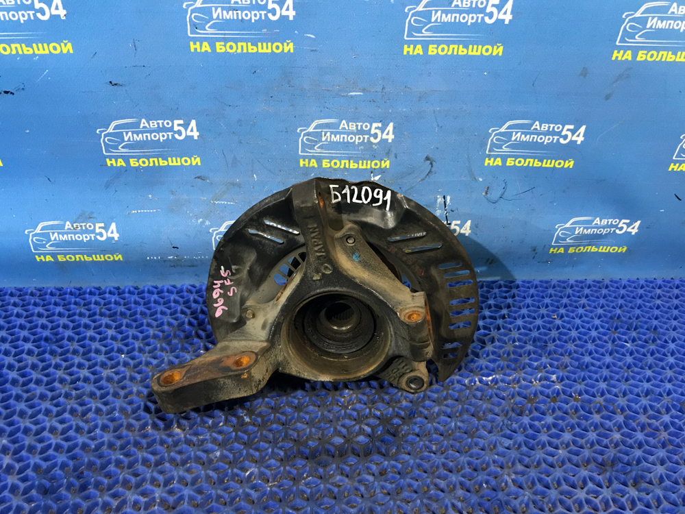 Ступица передняя левая SUBARU FORESTER 1999-2002