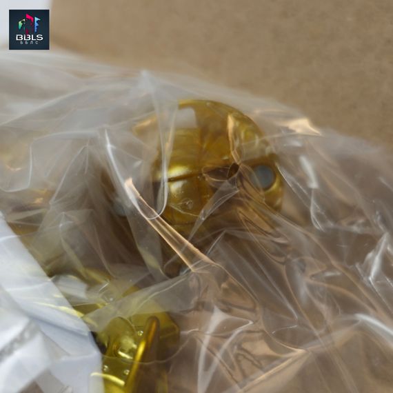 Волчок и лаунчер Spriggan Requiem 0 Zeta B00 gold axe ver. от Takara Tomy