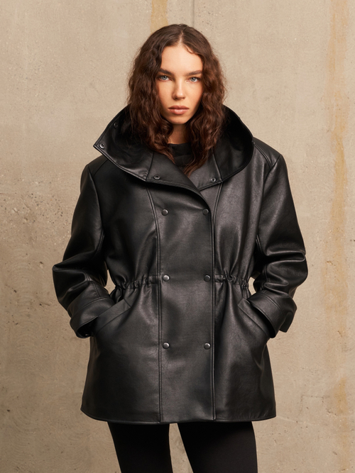 Парка из веган кожи