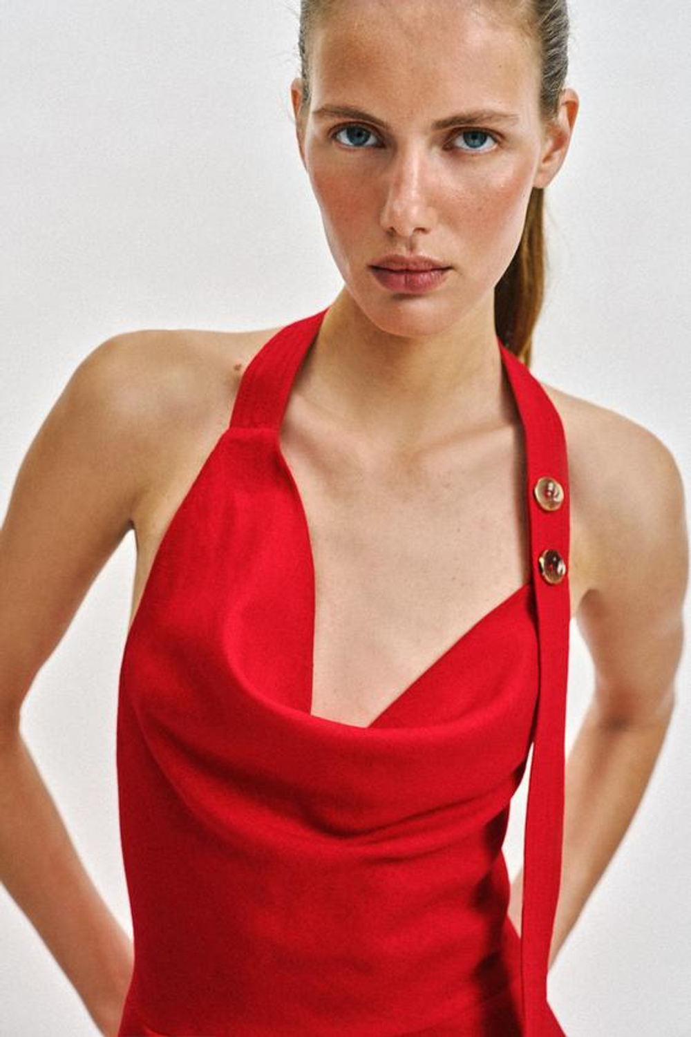 ZARA ПЛАТЬЕ МИДИ ИЗ ЛЬНА С ГОРЛОВИНОЙ ХАЛТЕР, КРАСНЫЙ