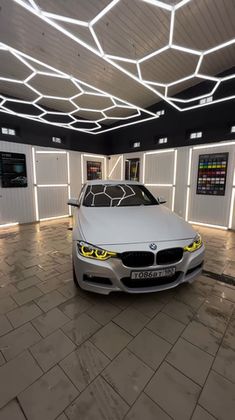 Оклейка BMW 3 в цветной полиуретан Carbins PPF Satin Aluminium Silver MF-02C