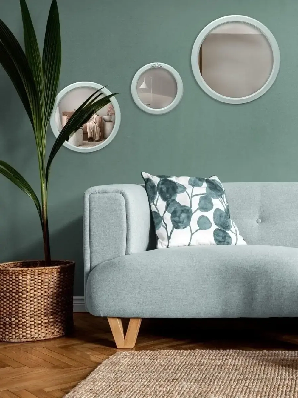 Зеркало настенное в ванную