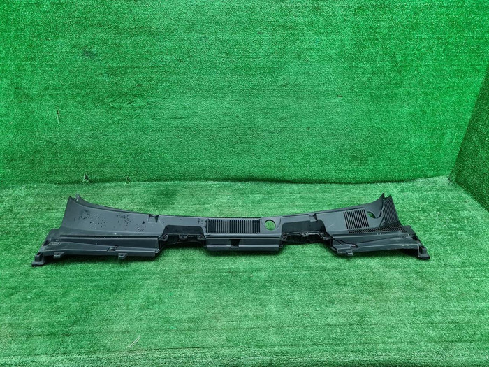 Жабо Geely Coolray (2019-2024)