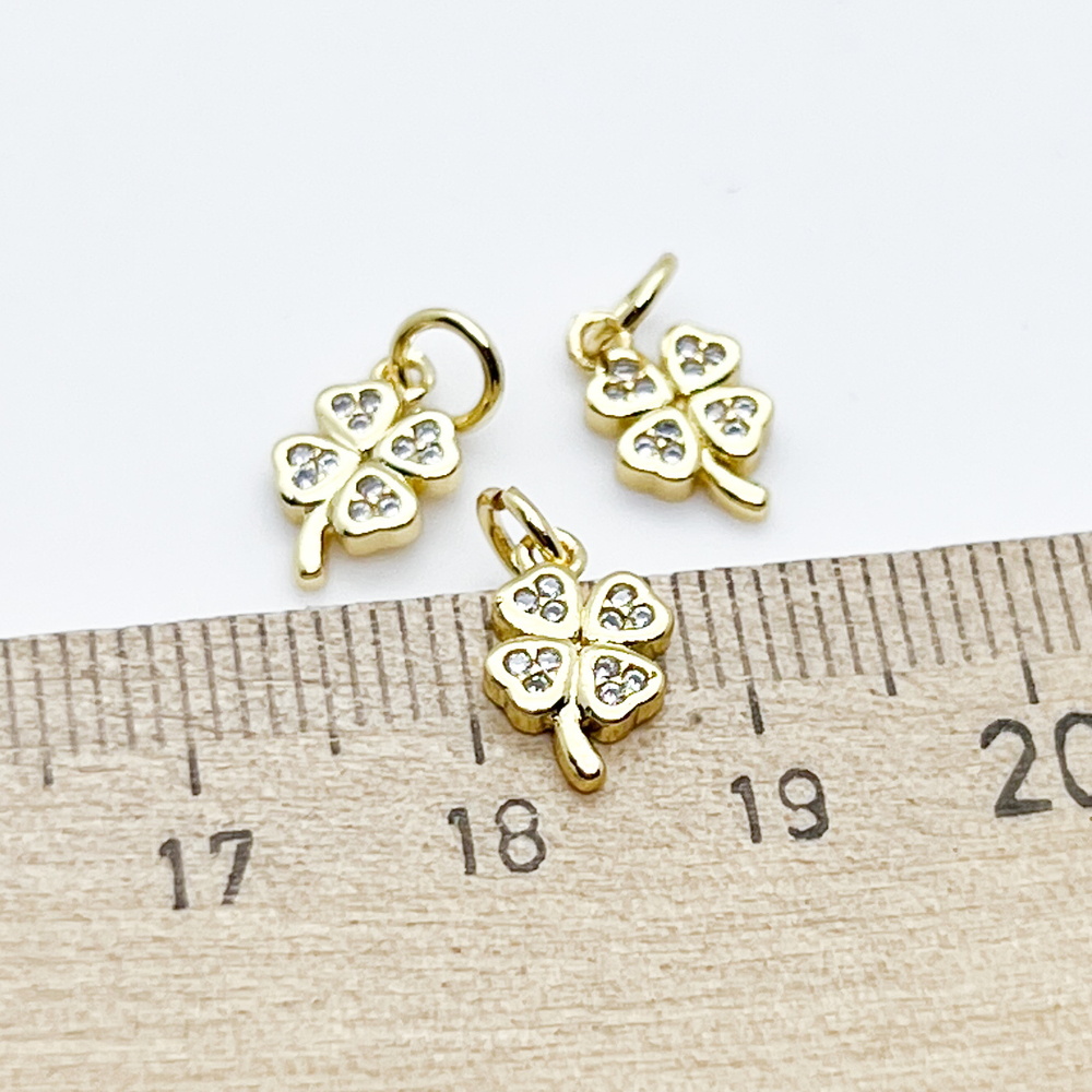 Подвеска Клевер, позолота, фианиты, размер 11*6,5 мм, цена за 1 шт