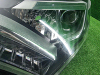 Фара левая Toyota Rav 4 CA40 (2015-2019) LED