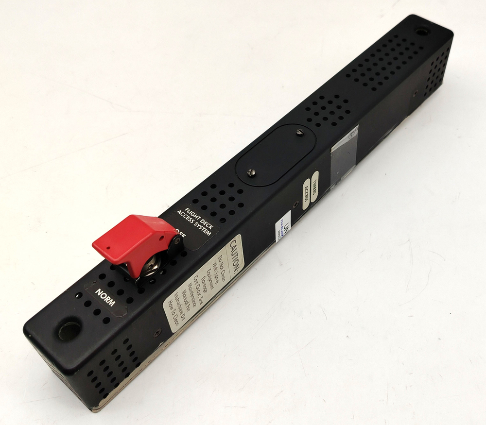 Модуль управления замкоv пилотской кабины 285T0855-5