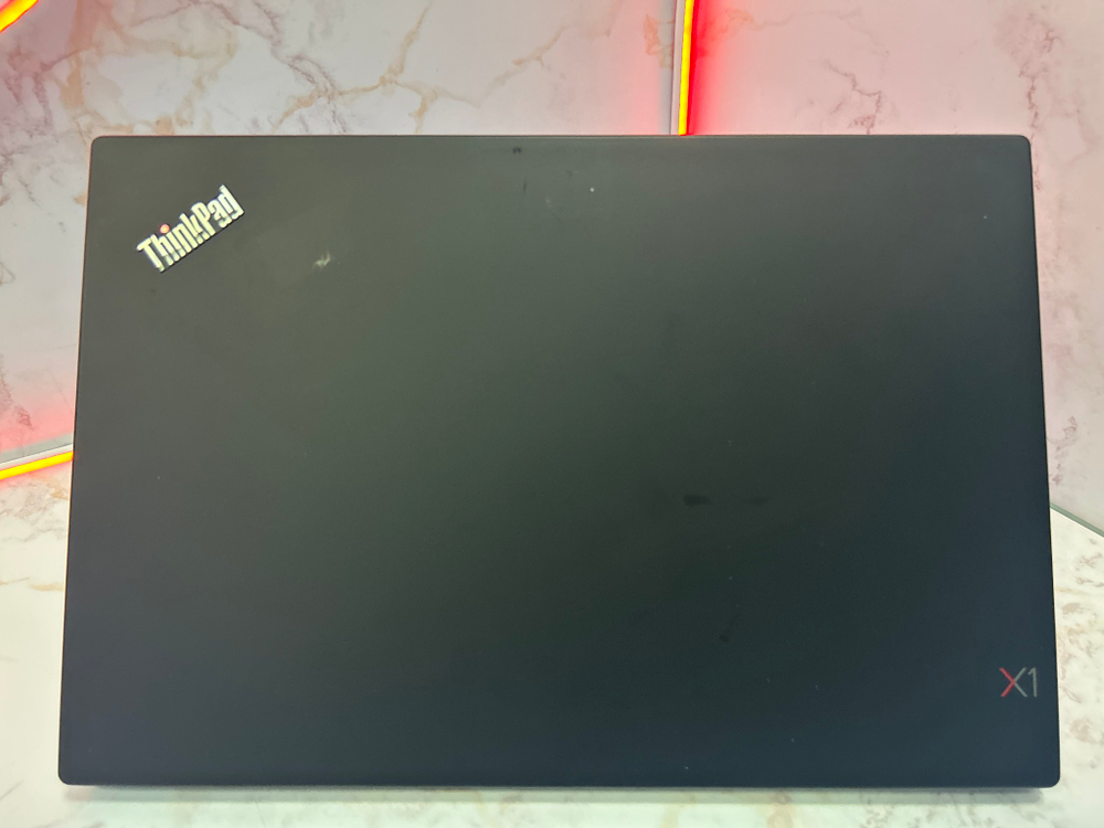 Ультрабук Lenovo ThinkPad X1 Carbon 7th Gen (20QD003HRT) 14"/i5 8265U/RAM 8 GB/SSD 256 GB/Intel UHD Graphics 620/1920*1080/VA/Windows 11/Подсветка кл-ры: LED/черный