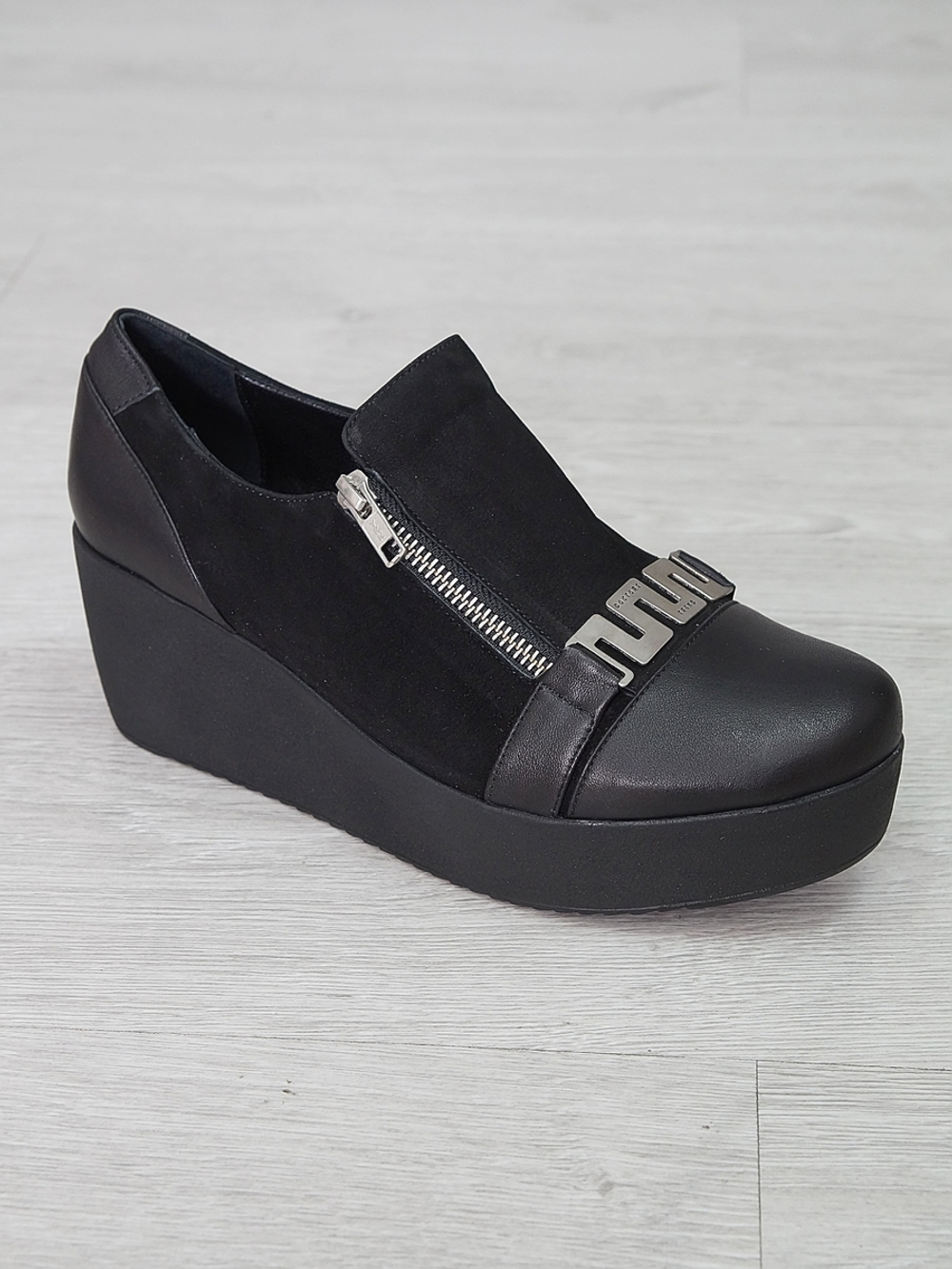 Полуботинки женские DOCTORS 1110-26-37