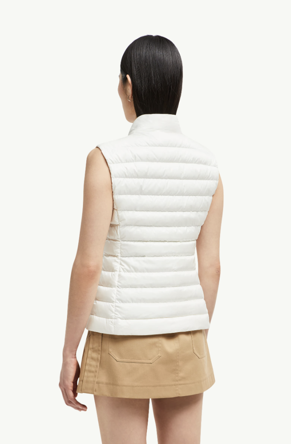Жилет Moncler белый – женский пуховый жилет,оригинал