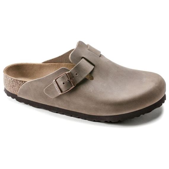 Биркеншток, Дом для девочек, Королевский университет