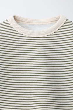 ZARA ТОЛСТОВКА В ТОНКУЮ ПОЛОСКУ, ЭКРЮ/ЗЕЛЕНЫЙ