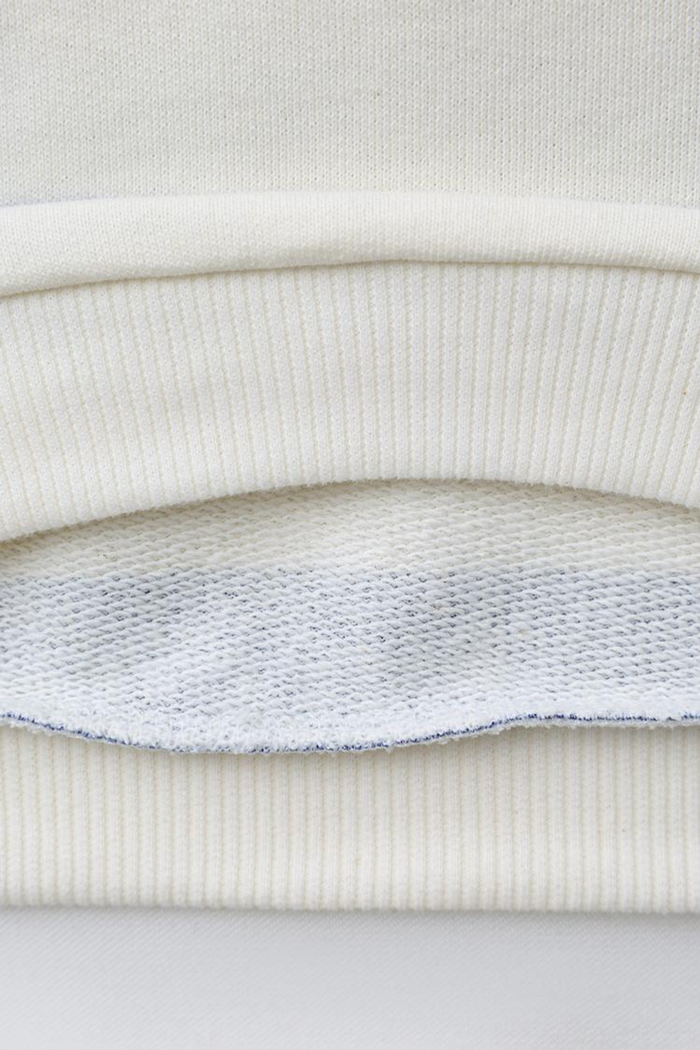 ZARA ТОЛСТОВКА В ПОЛОСКУ HELLO KITTY © SANRIO, СИНИЙ/БЕЛЫЙ