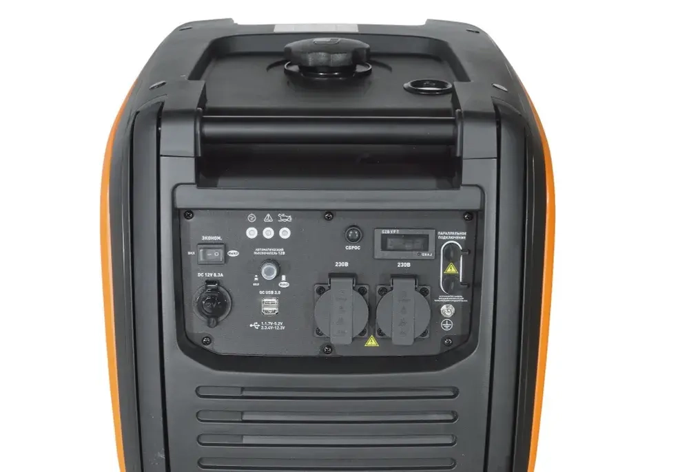 Генератор бензиновый инверторный Carver PPG-4500IS (3.5-4 кВт, бак 12 л, 220/12 В) / бензогенератор / резервное питание