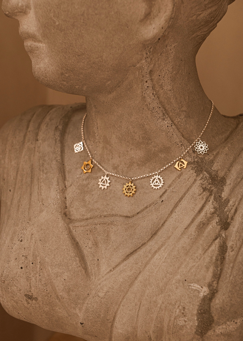 Колье-чокер «Чакры» с позолотой