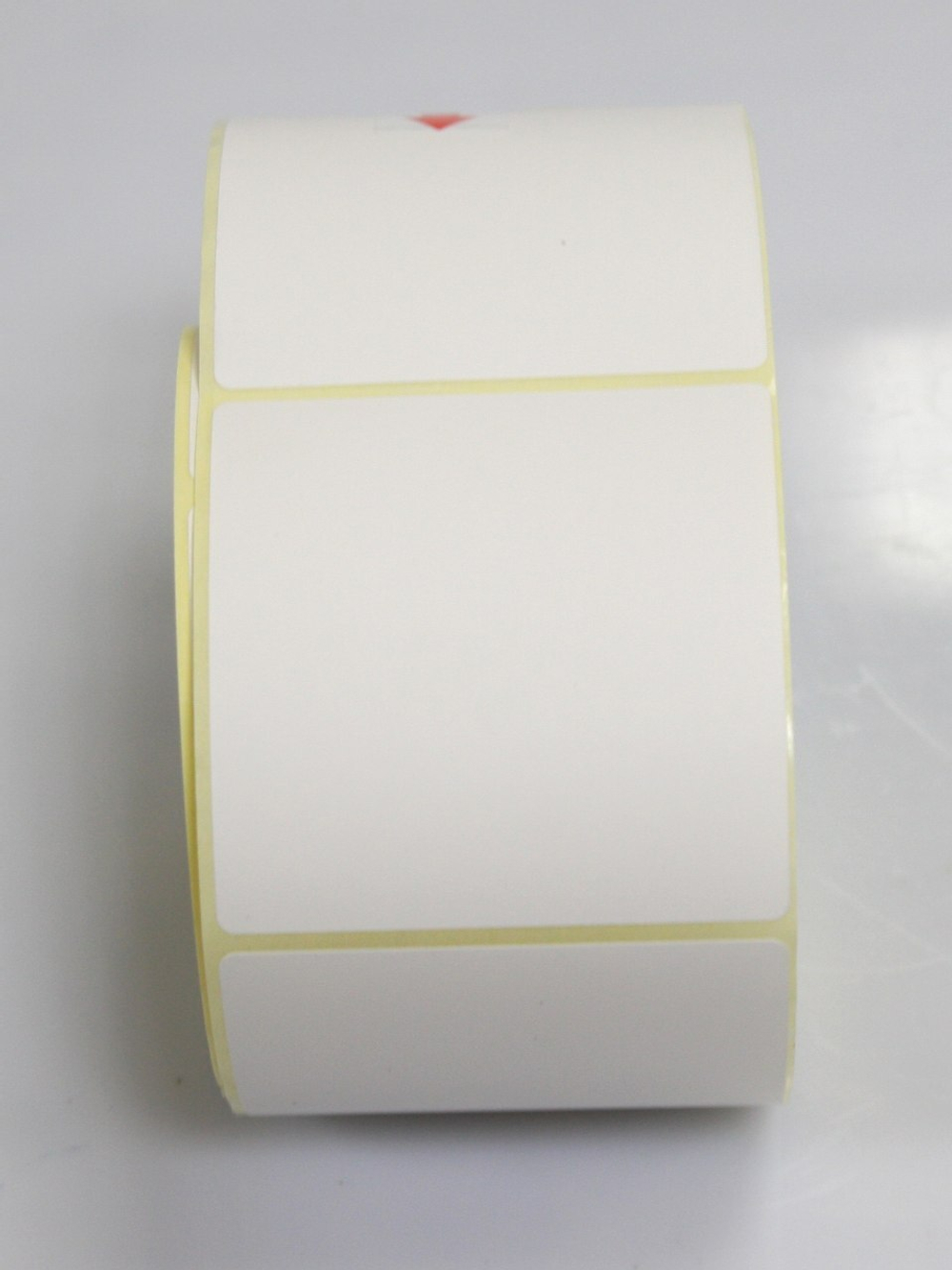 Термоэтикетки ТОП 700 шт в рулоне, размер 58х40 самоклеющиеся 1 рулон