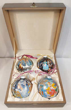 Сувенирный набор из 4-х новогодних шаров с ручной росписью Палех