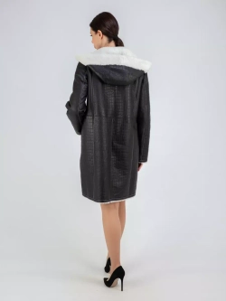 Дубленка зимняя натуральная с капюшоном