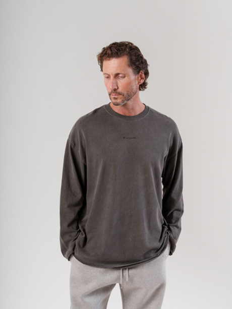 Графитовый лонгслив с необработанным краем