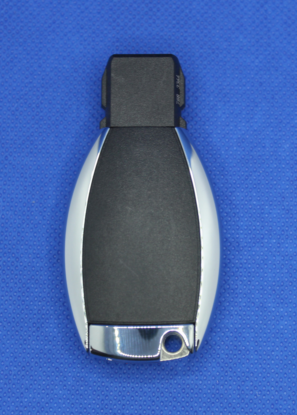 Новый оригинальный кейлесс ключ для Mercedes-Benz.