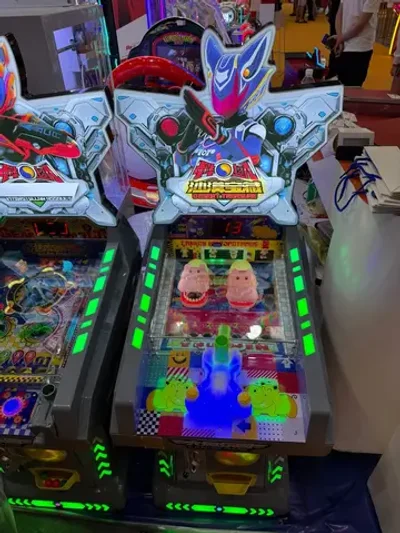 Детский игровой автомат пинбол «Ультра Роббот»